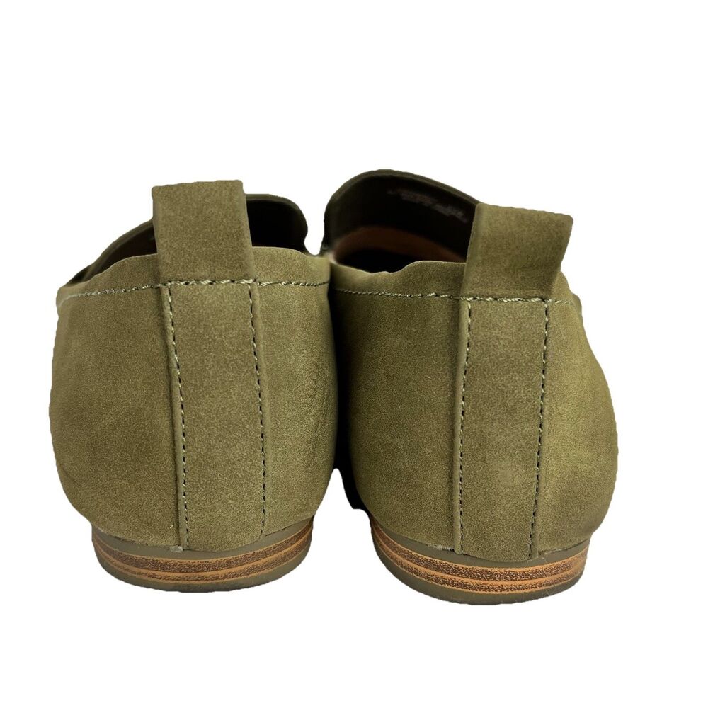 Cushionaire Gramercy Loafers Olive Green Slip On Women Size 11 - Picture 6 of 12